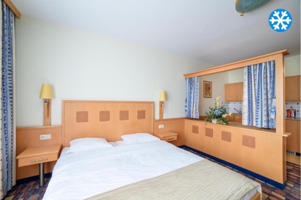 Hotel Partner Варшава Екстериор снимка