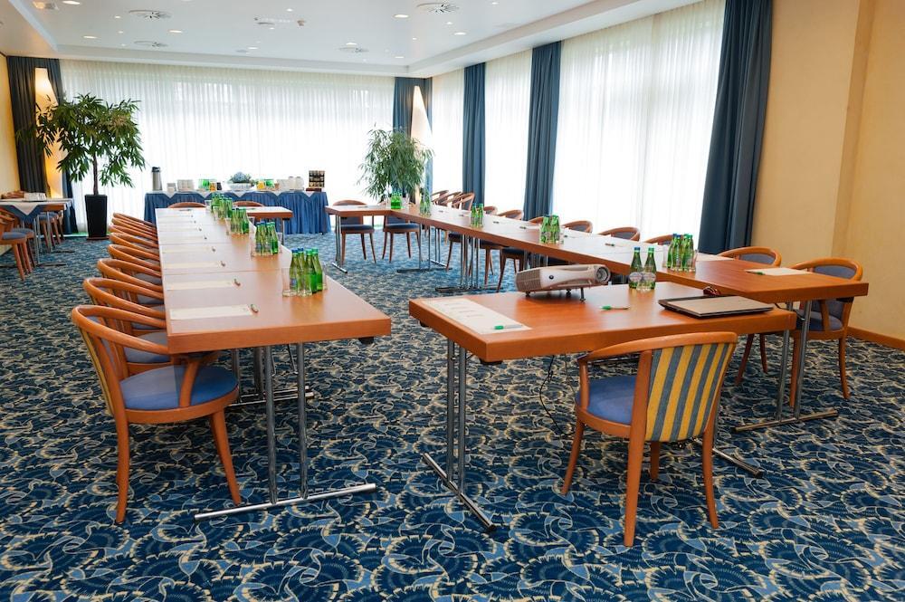 Hotel Partner Варшава Екстериор снимка